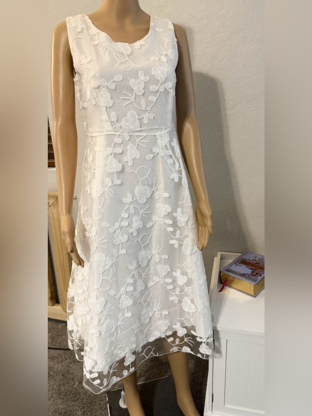 $7 Sleeveless White Floral Lace A-Line Dress New $7 WHEN BUNDLED WITH 3 OR MORE